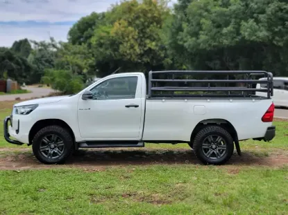 Picture of Toyota Hilux Raider 2023