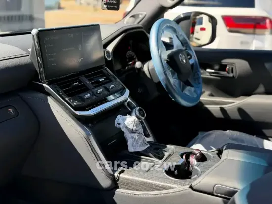 Picture of Toyota Land Cruiser 2024