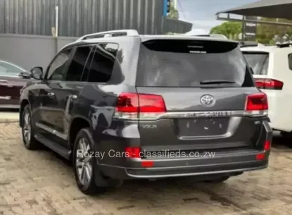 Picture of Toyota Land Cruiser 2020