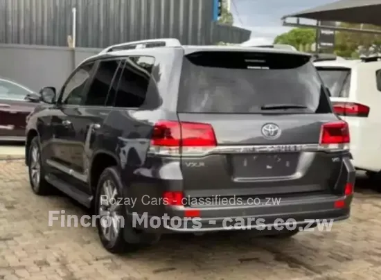 Picture of Toyota Land Cruiser 2020