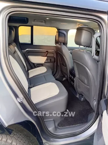 Picture of Land Rover Defender 2024