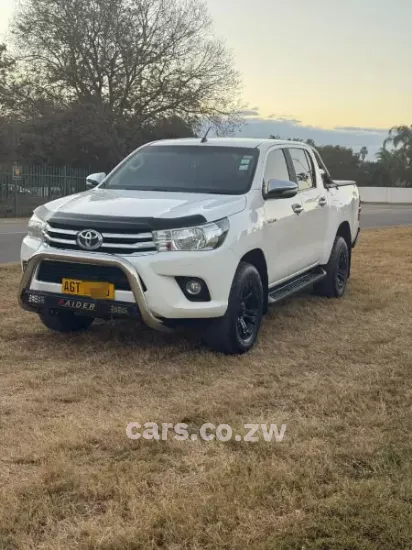 Picture of Toyota Hilux 2017