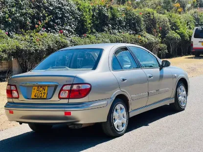 Picture of Nissan Bluebird Sylphy 2003