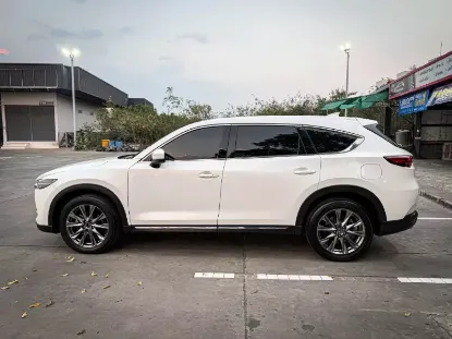 Picture of Mazda CX8