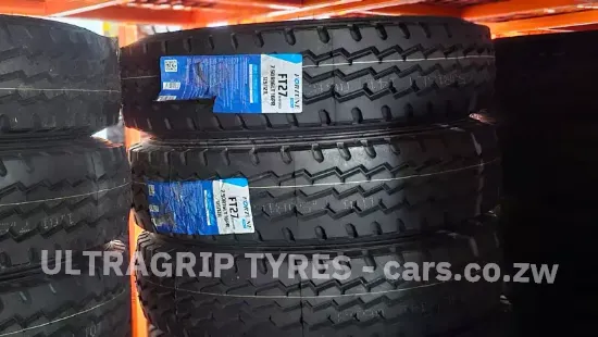 Picture of 7.50R16 Tyre Tube and Flap