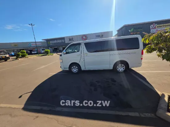 Picture of Toyota Hiace 2017
