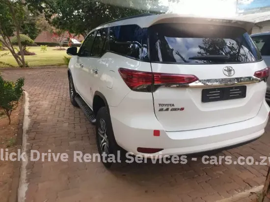 Picture of Toyota Fortuner GD6
