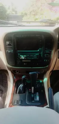 Picture of Toyota Land Cruiser 2000