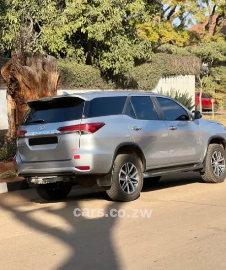 Picture of Toyota Fortuner 2020