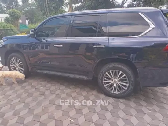 Picture of Lexus LX 2021