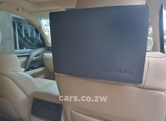 Picture of Lexus LX 2021