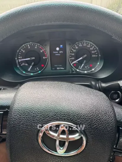 Picture of Toyota Hilux 2023