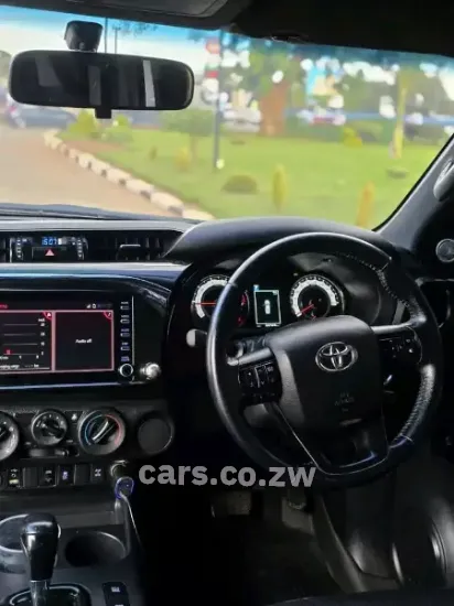 Picture of Toyota Hilux 2020