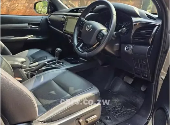 Picture of Toyota Hilux 2021