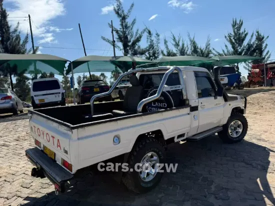 Picture of Toyota Land Cruiser 2009