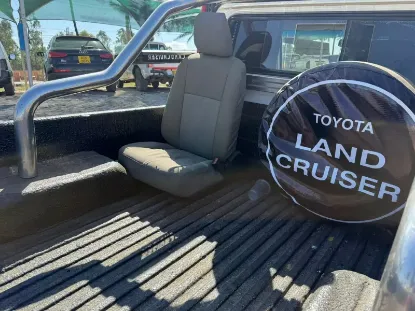 Picture of Toyota Land Cruiser 2009