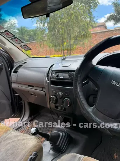 Picture of Isuzu KB250 2017
