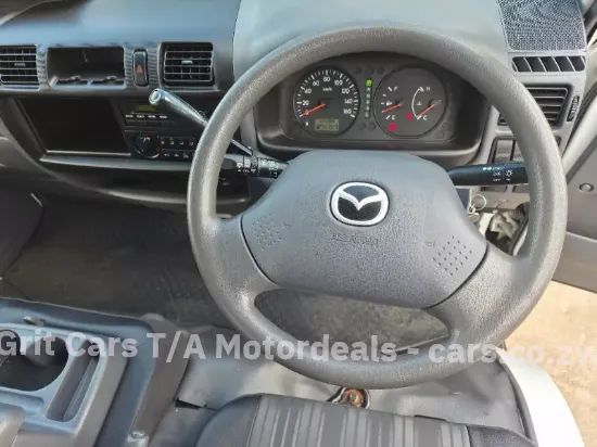 Picture of Mazda Bongo 2018