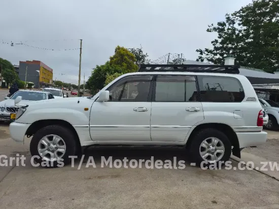 Picture of Toyota Land Cruiser 2002