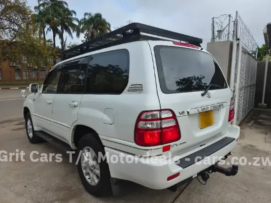 Picture of Toyota Land Cruiser 2002