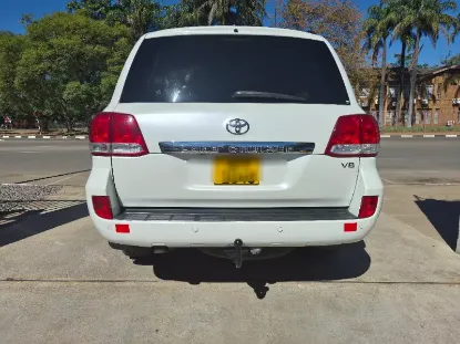 Picture of Toyota Land Cruiser 2009