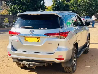 Picture of Toyota Fortuner 2017