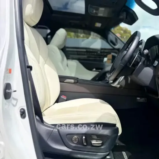 Picture of Lexus LX 2024