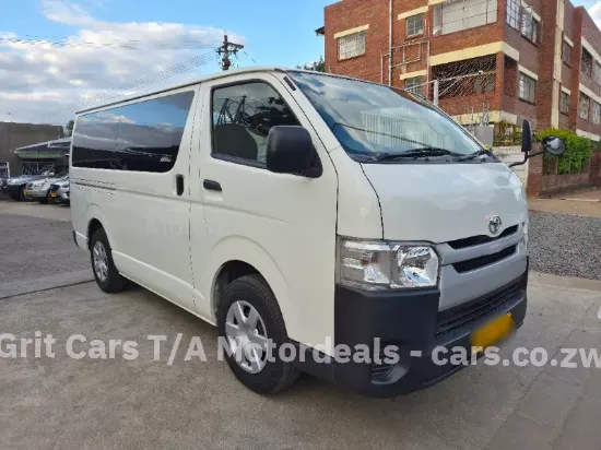 Picture of Toyota Hiace 2017