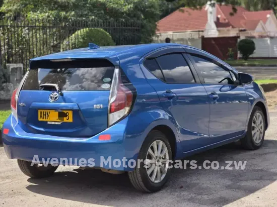 Picture of Toyota Aqua 2016