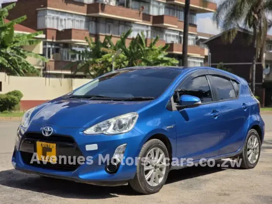 Picture of Toyota Aqua 2016