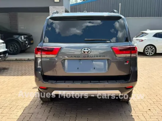 Picture of Toyota Land Cruiser 2024