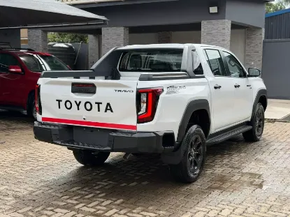 Picture of Toyota Hilux 2026