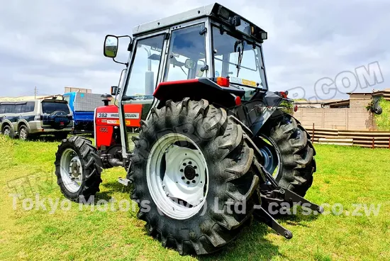 Picture of Massey ferguson MF 382 2010