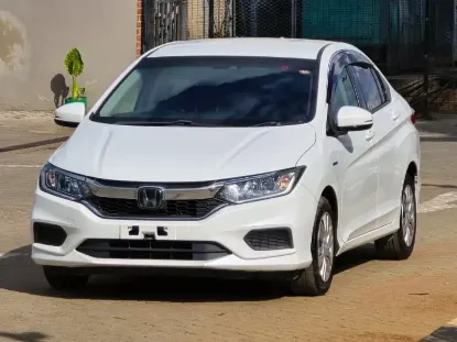 Picture of Honda Grace 2018