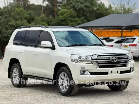 Picture of Toyota Land Cruiser 2020