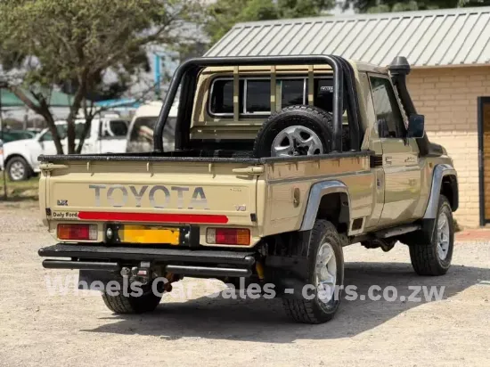 Picture of Toyota Land Cruiser 2020