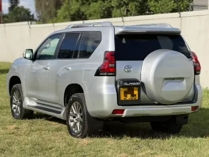 Picture of Toyota Prado 2018
