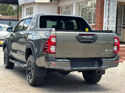 Picture of Toyota Hilux 2022