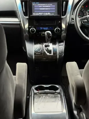 Picture of Toyota Alphard 2017