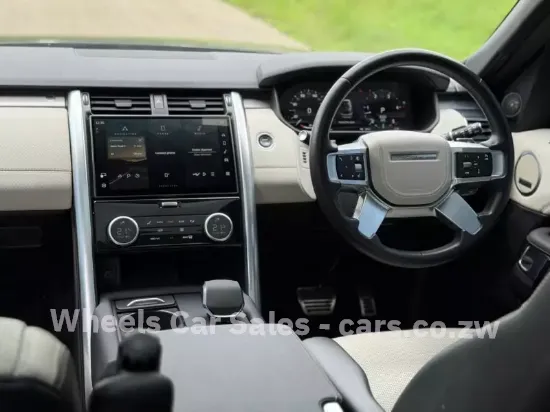 Picture of Land Rover Discovery 2024