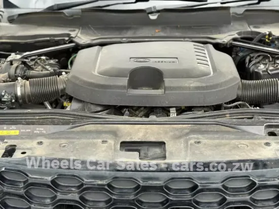 Picture of Land Rover Discovery 2024