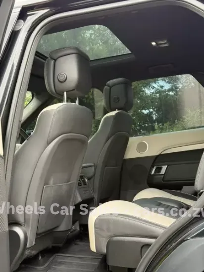 Picture of Land Rover Discovery 2024