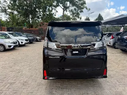 Picture of Toyota Vellfire 2017