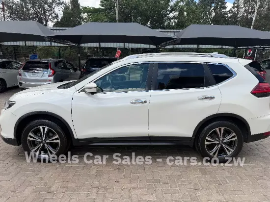 Picture of Nissan X-Trail 2019