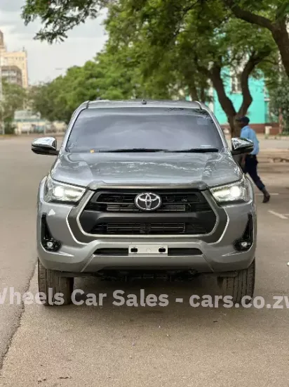 Picture of Toyota Hilux 2022