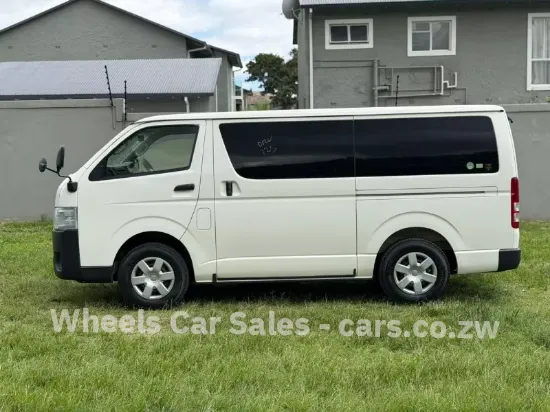 Picture of Toyota Hiace 2019