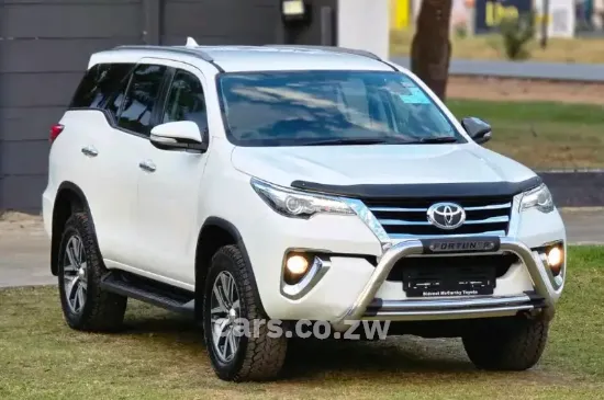 Picture of Toyota Fortuner 2017