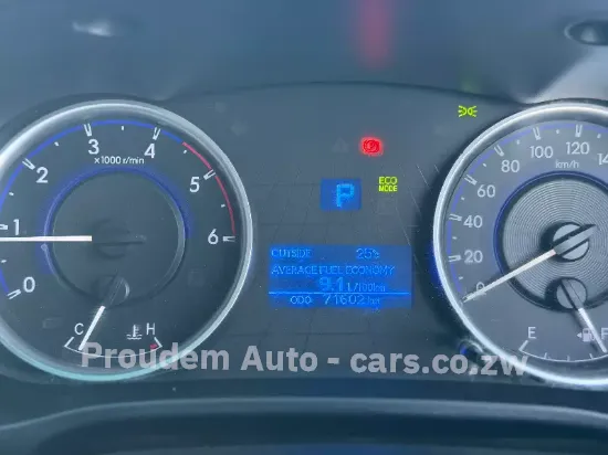 Picture of Toyota Hilux 2017