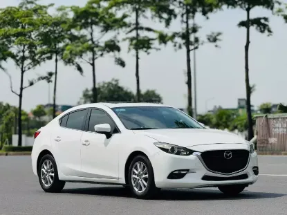 Picture of Mazda Axela (Mazda3) for hire!