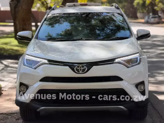 Picture of Toyota Rav4 2017